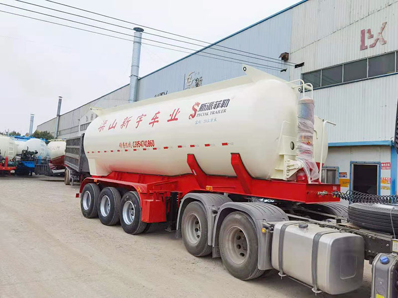 罐式半掛車(chē)廠(chǎng)家